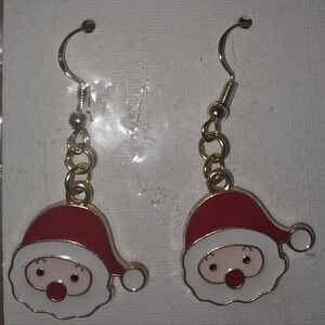 10 for $25!!!Santa earrings new